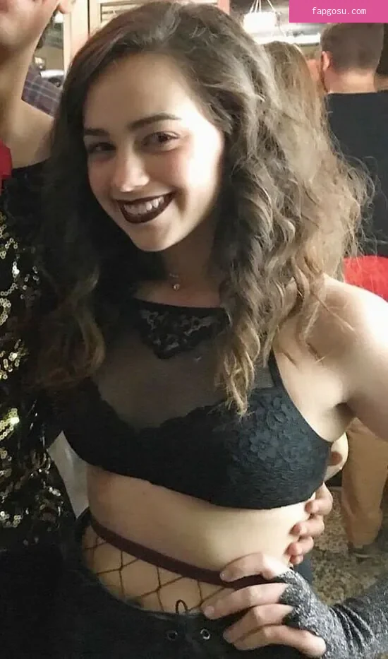 Mary Mouser