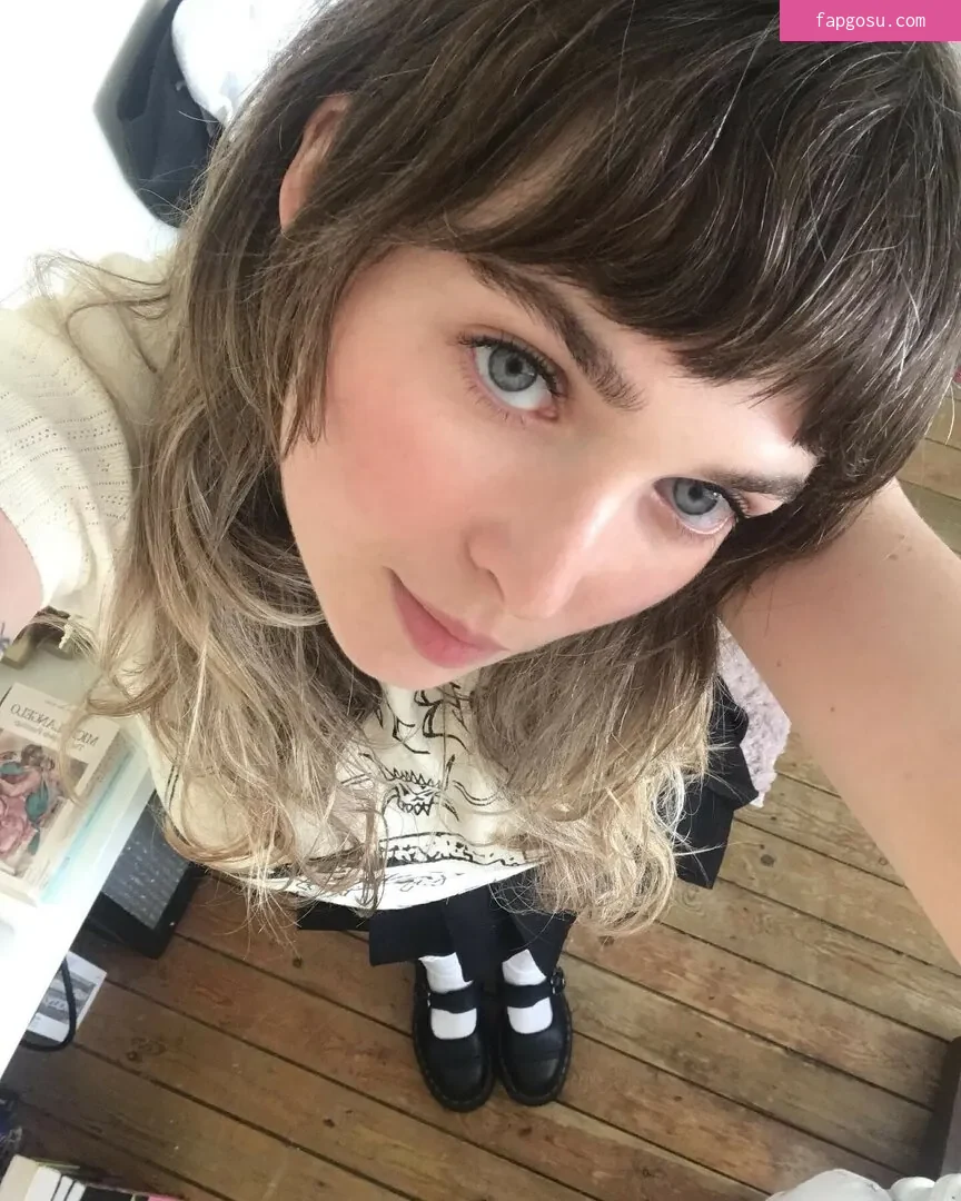 Meg Mills