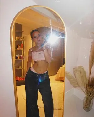 Mel Maia