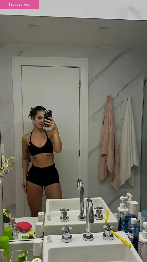 Mel Maia