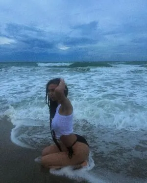 Moneyy.momo content