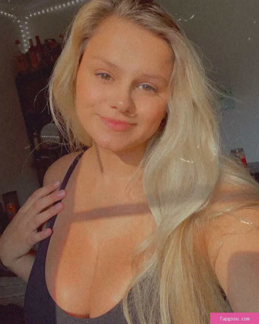 Macy Nicole Burris