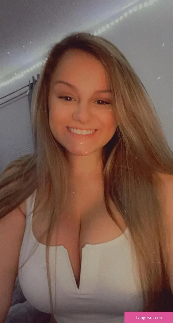 Macy Nicole Burris