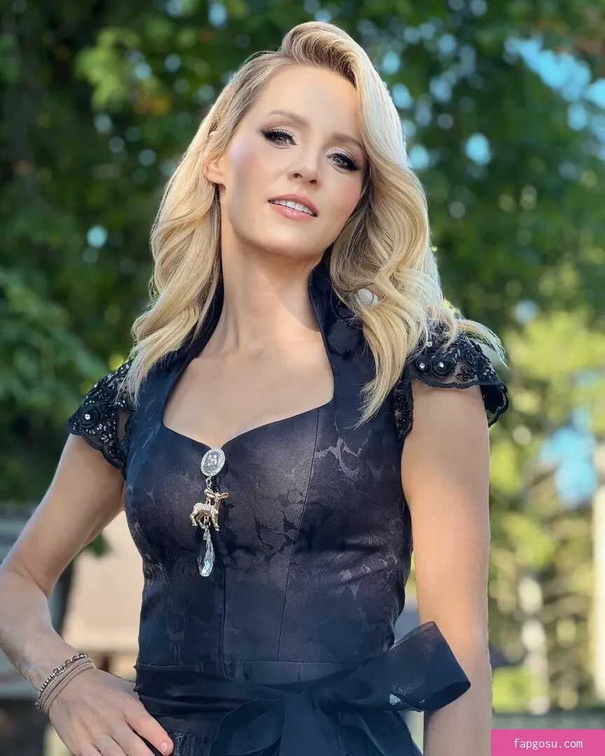 Melissa Naschenweng
