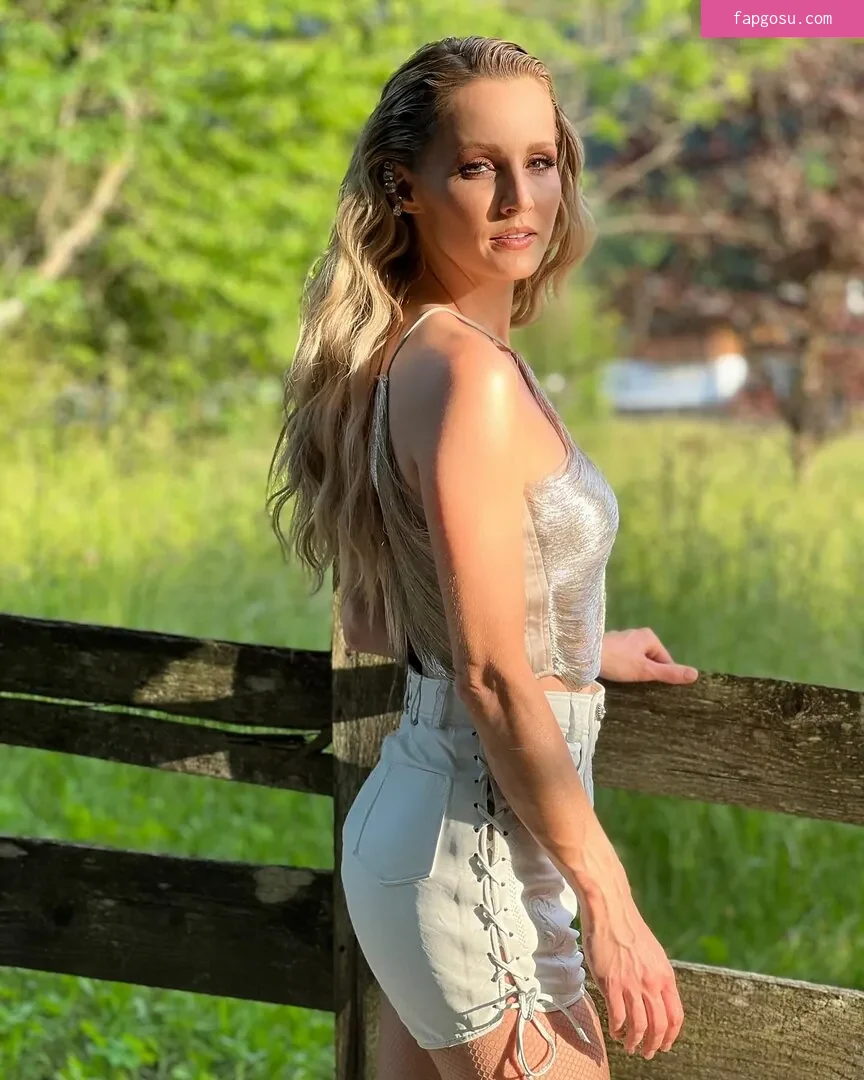 Melissa Naschenweng