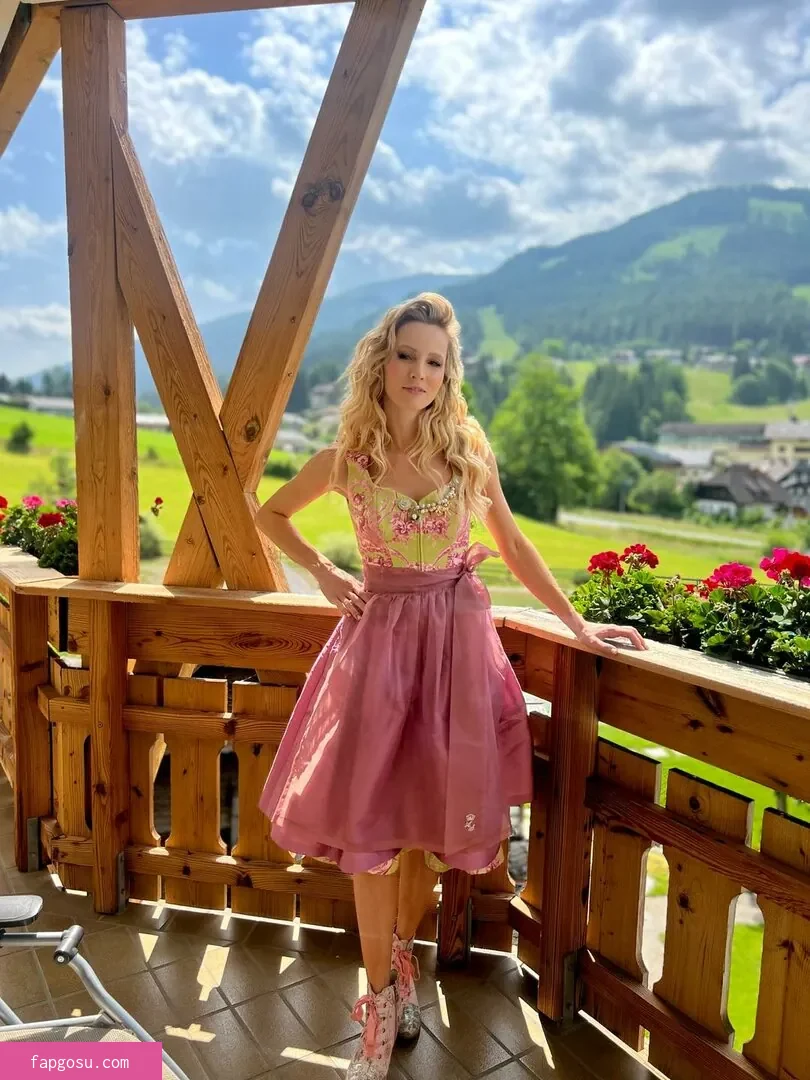 Melissa Naschenweng