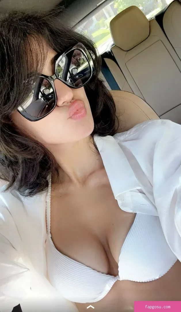 Melody Oz