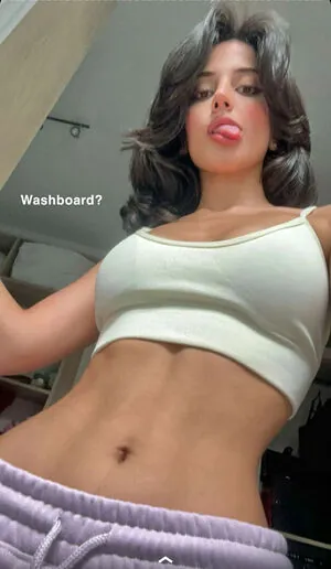 Melody Oz