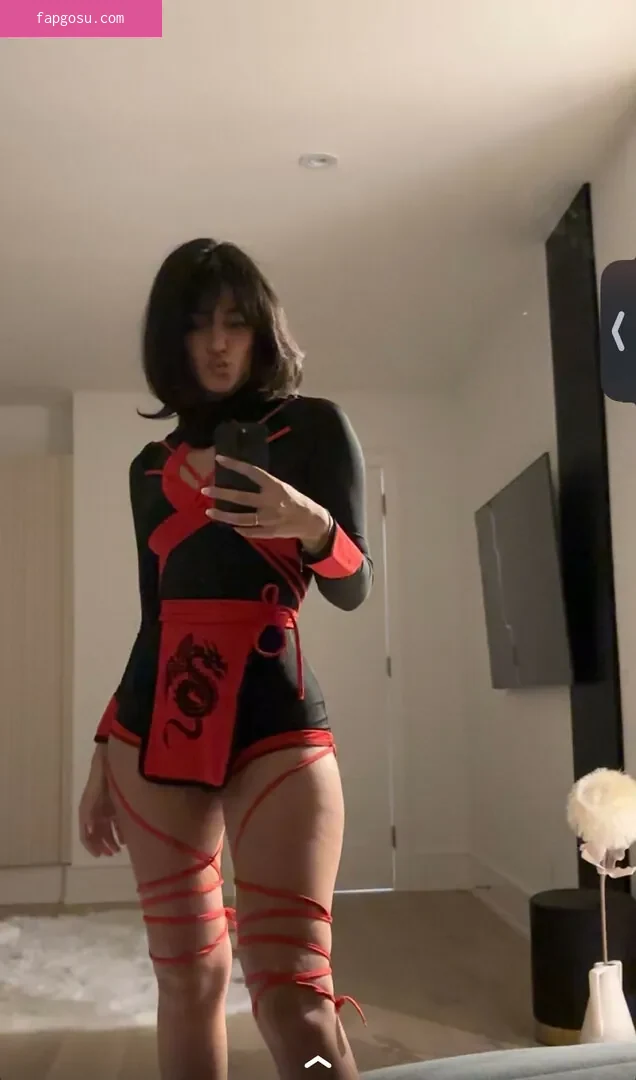 Melody Oz