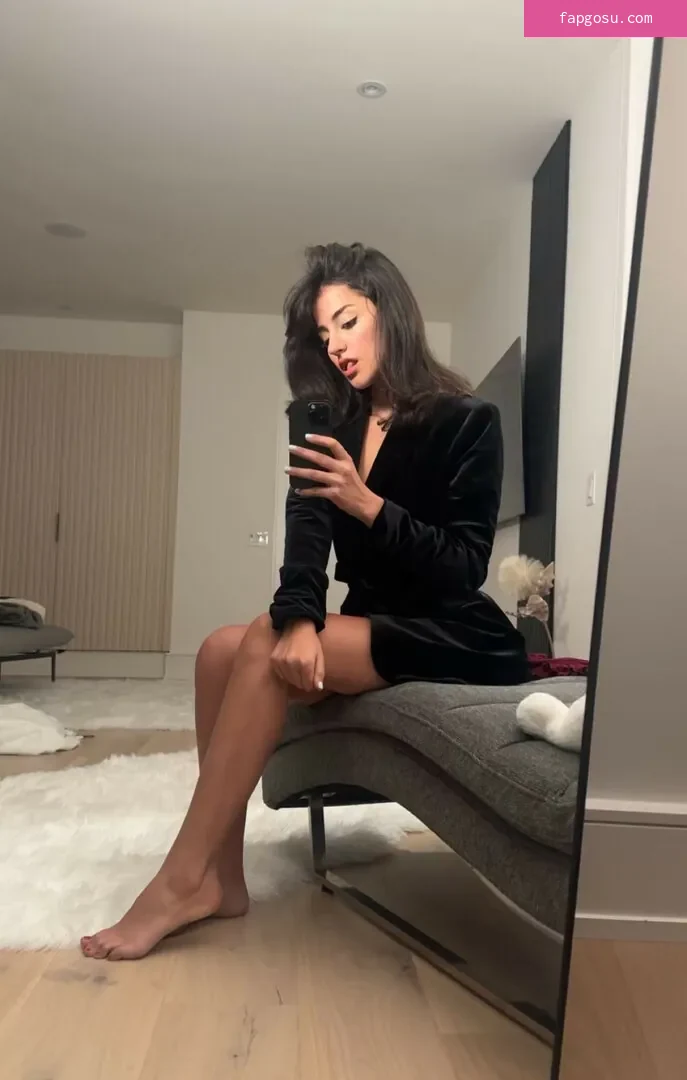 Melody Oz