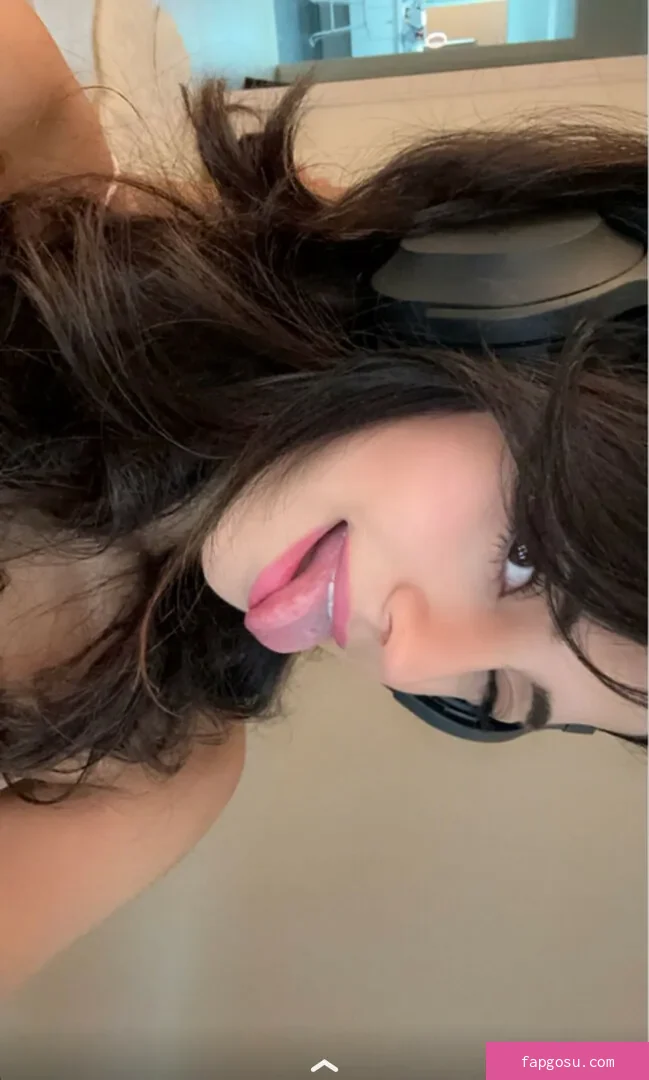 Melody Oz