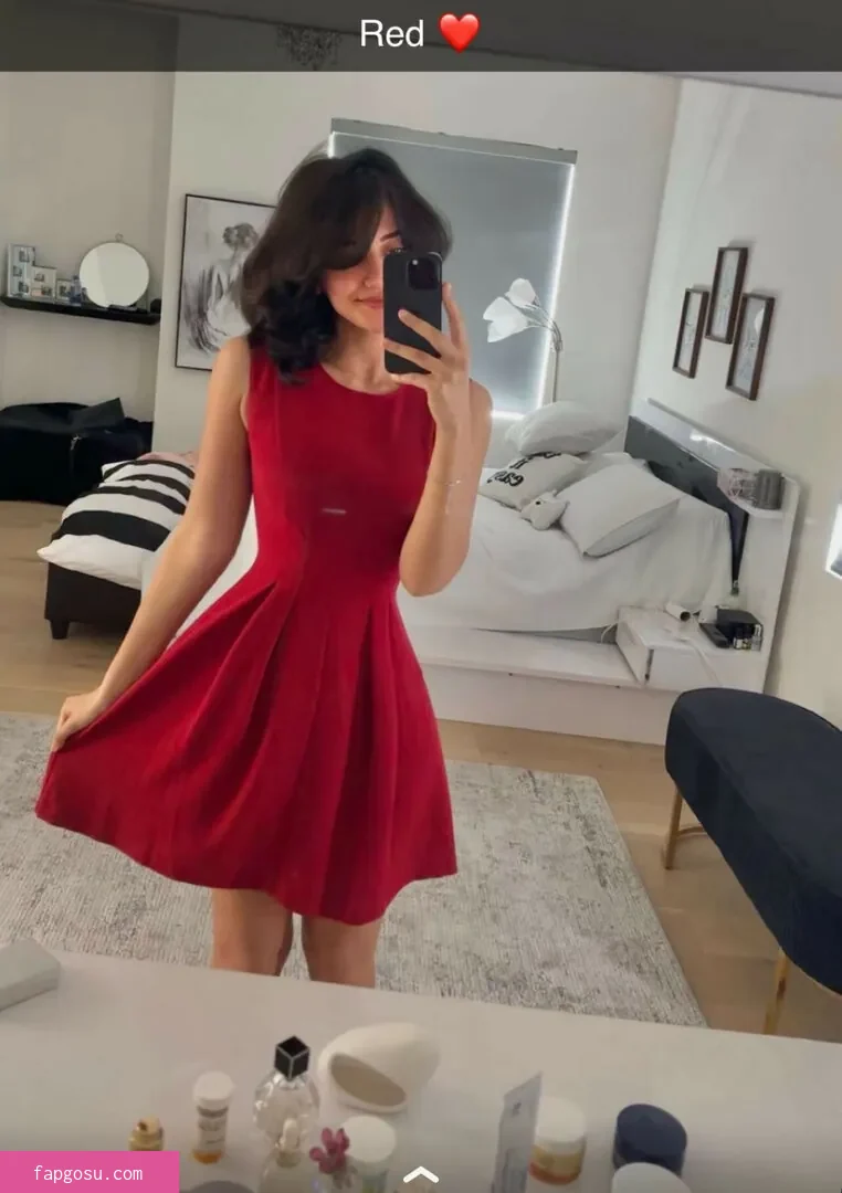 Melody Oz