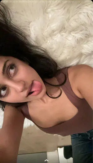 Melody Oz