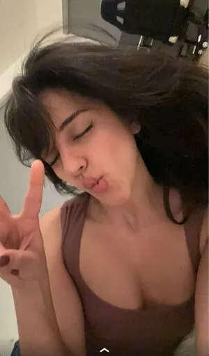 Melody Oz