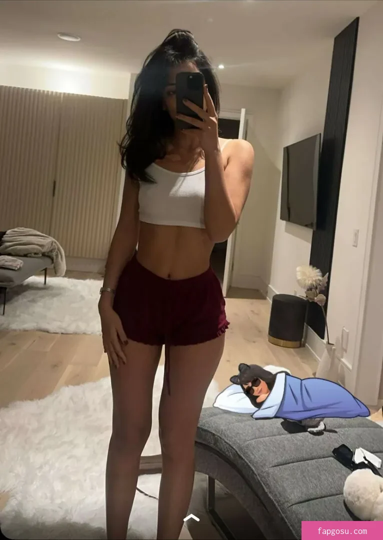 Melody Oz