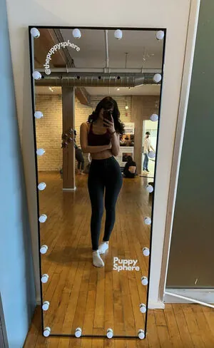 Melody Oz