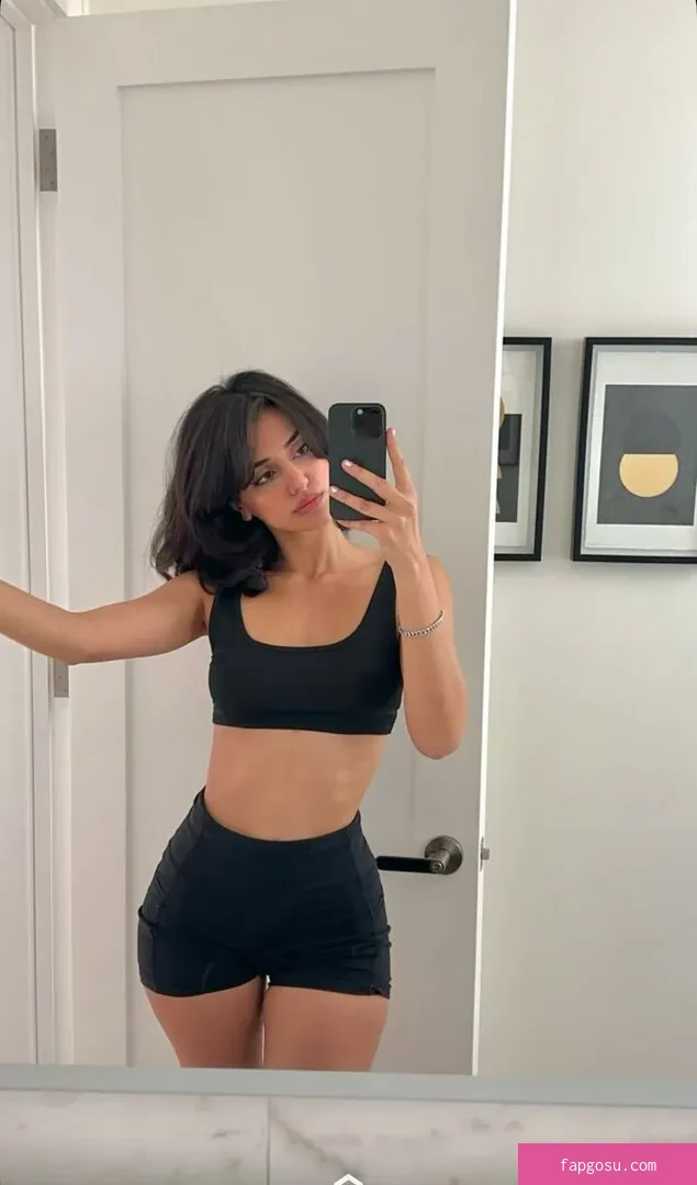 Melody Oz