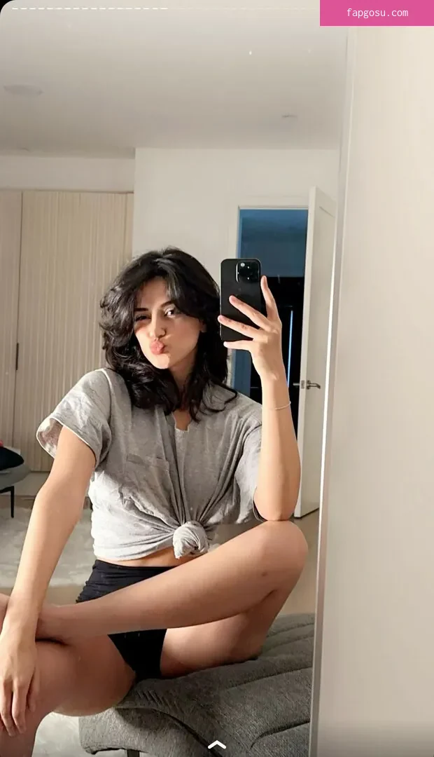 Melody Oz