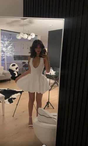 Melody Oz