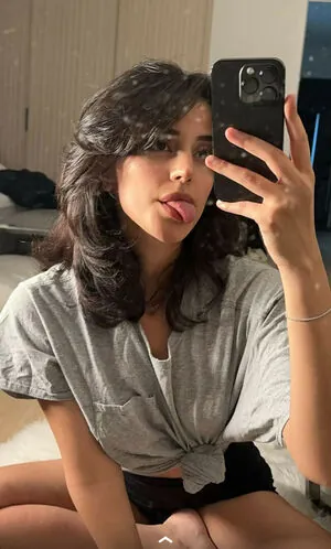 Melody Oz