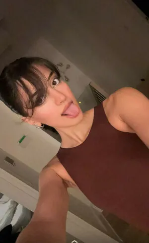 Melody Oz