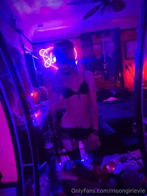 Moongirlevie