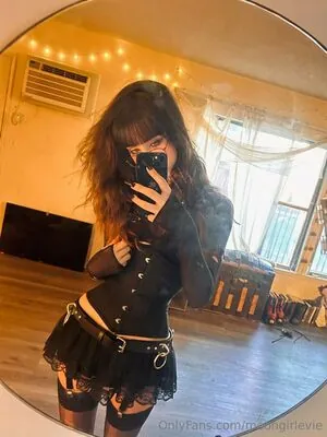 Moongirlevie