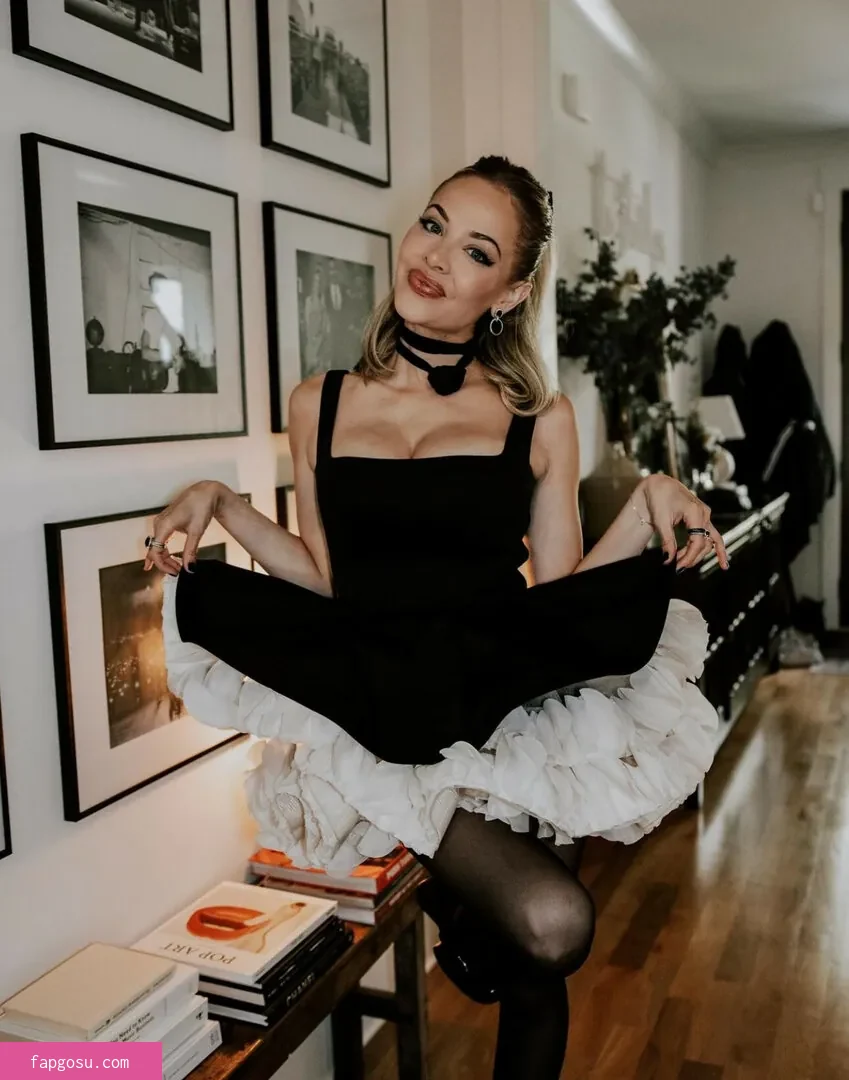 MacKenzie Porter