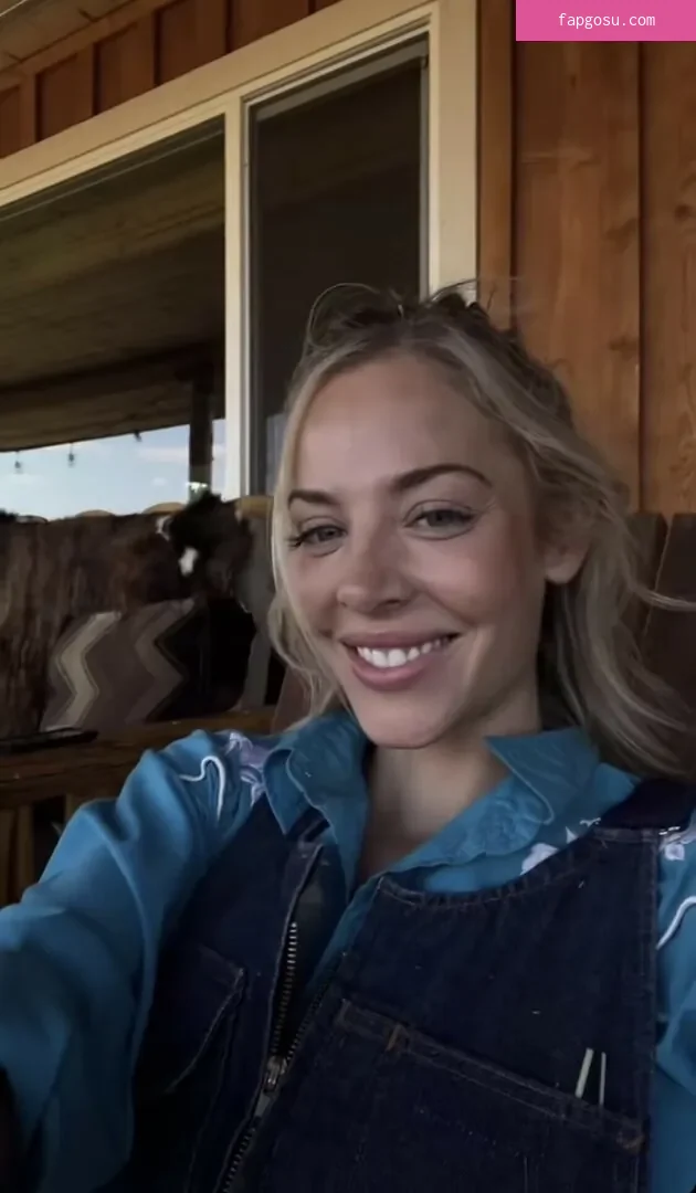 MacKenzie Porter