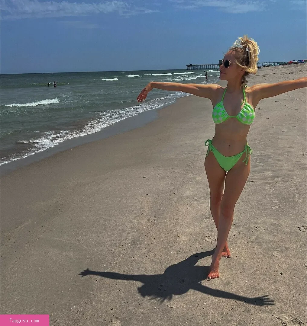 MacKenzie Porter