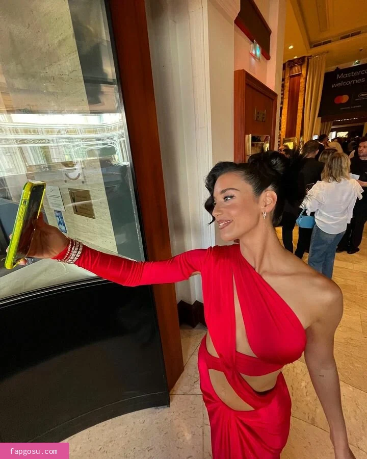 Maria Pedraza