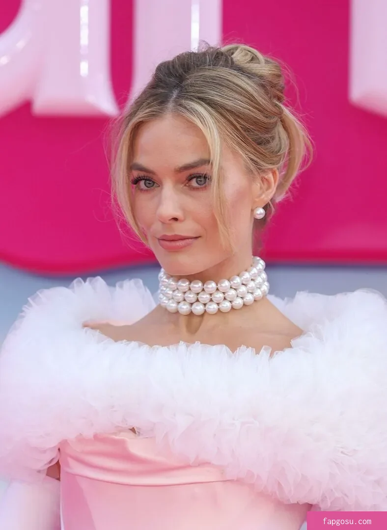 Margot Robbie