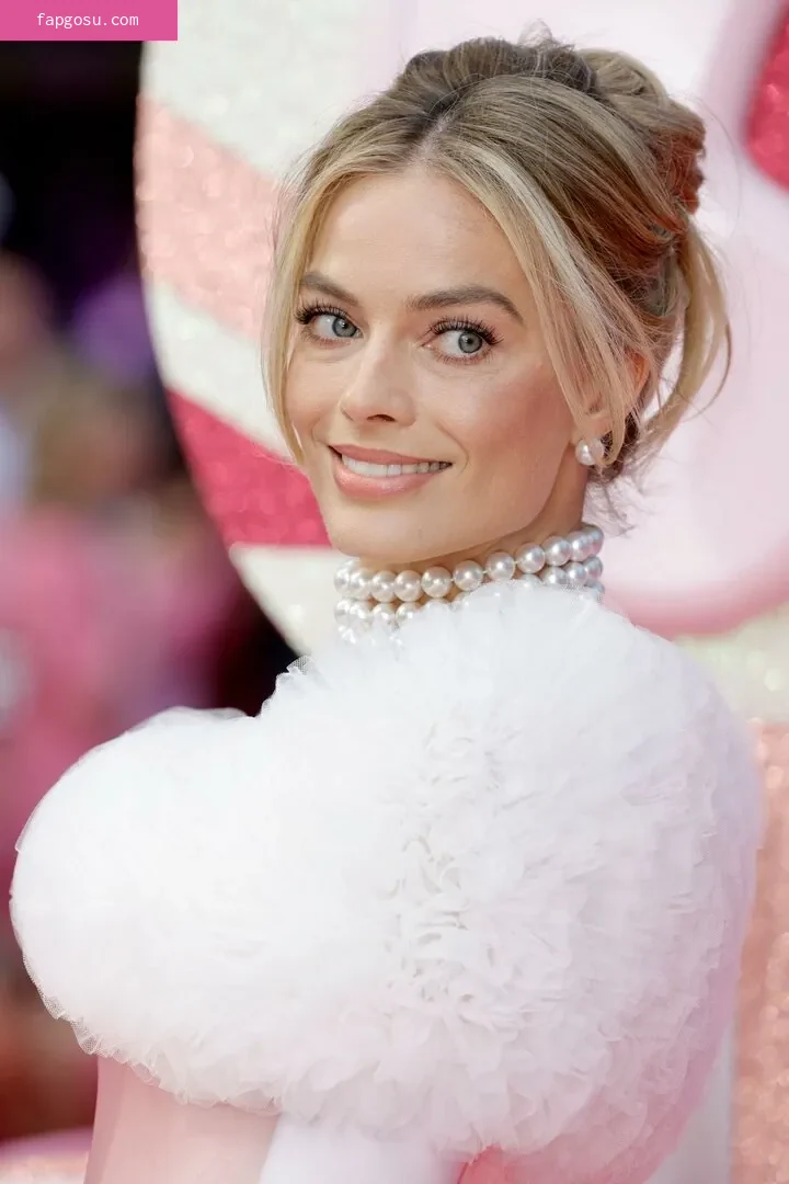 Margot Robbie