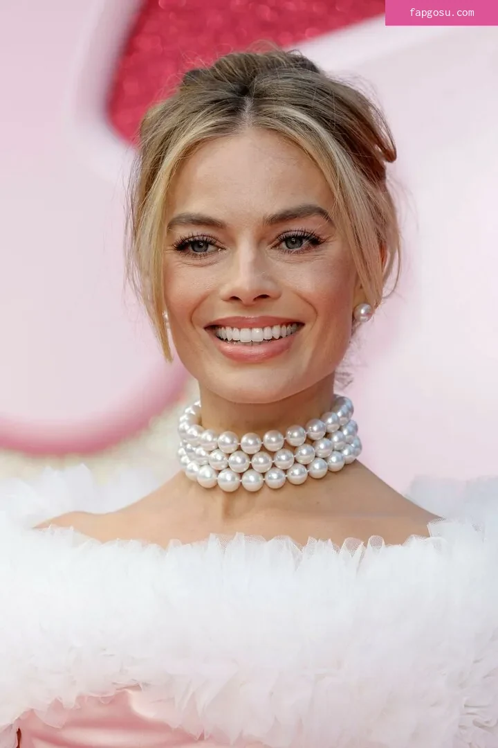 Margot Robbie