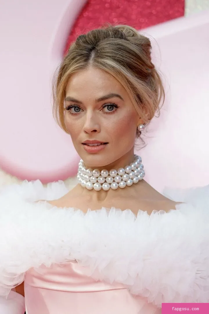 Margot Robbie