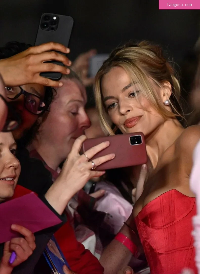 Margot Robbie