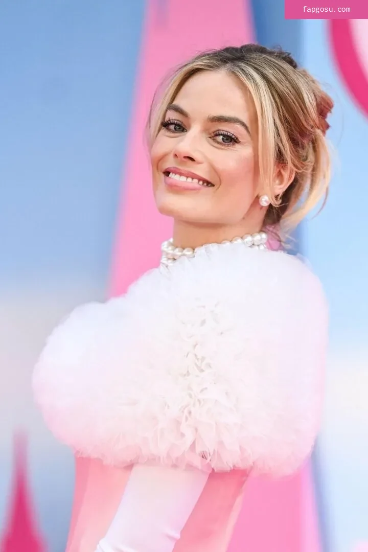 Margot Robbie