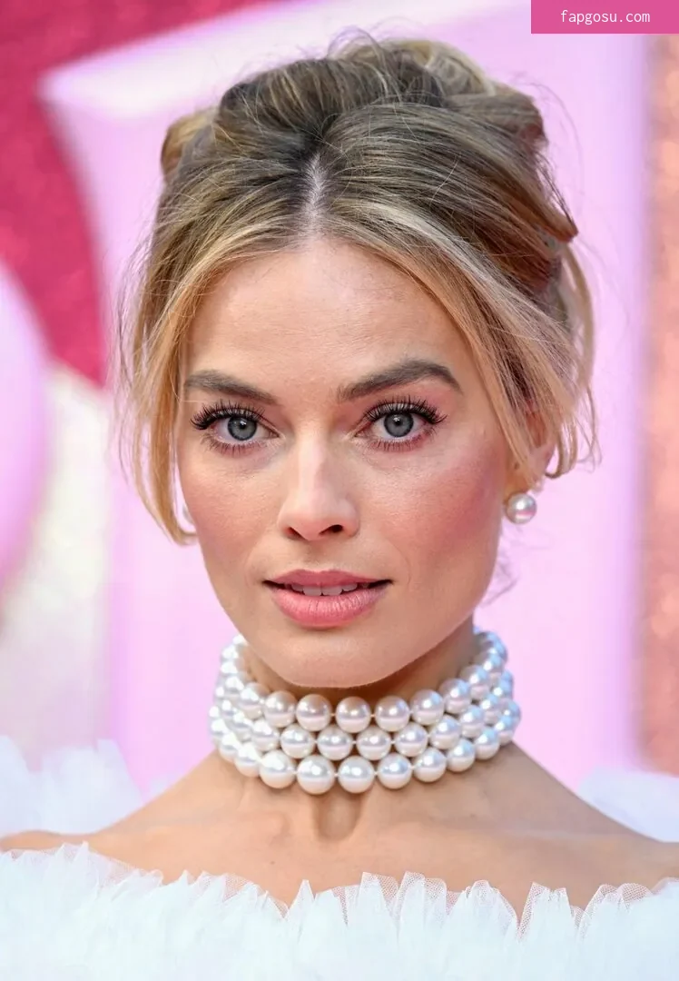 Margot Robbie