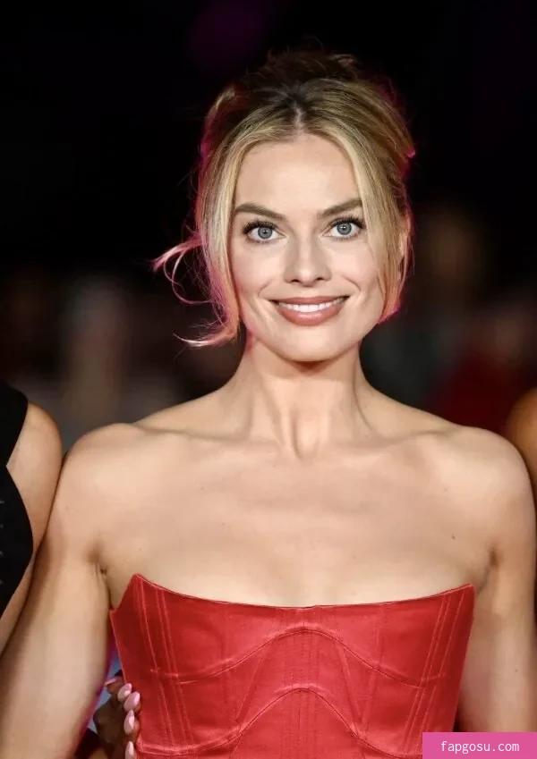 Margot Robbie