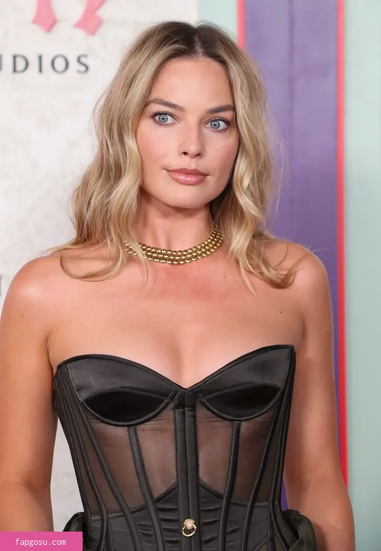 Margot Robbie