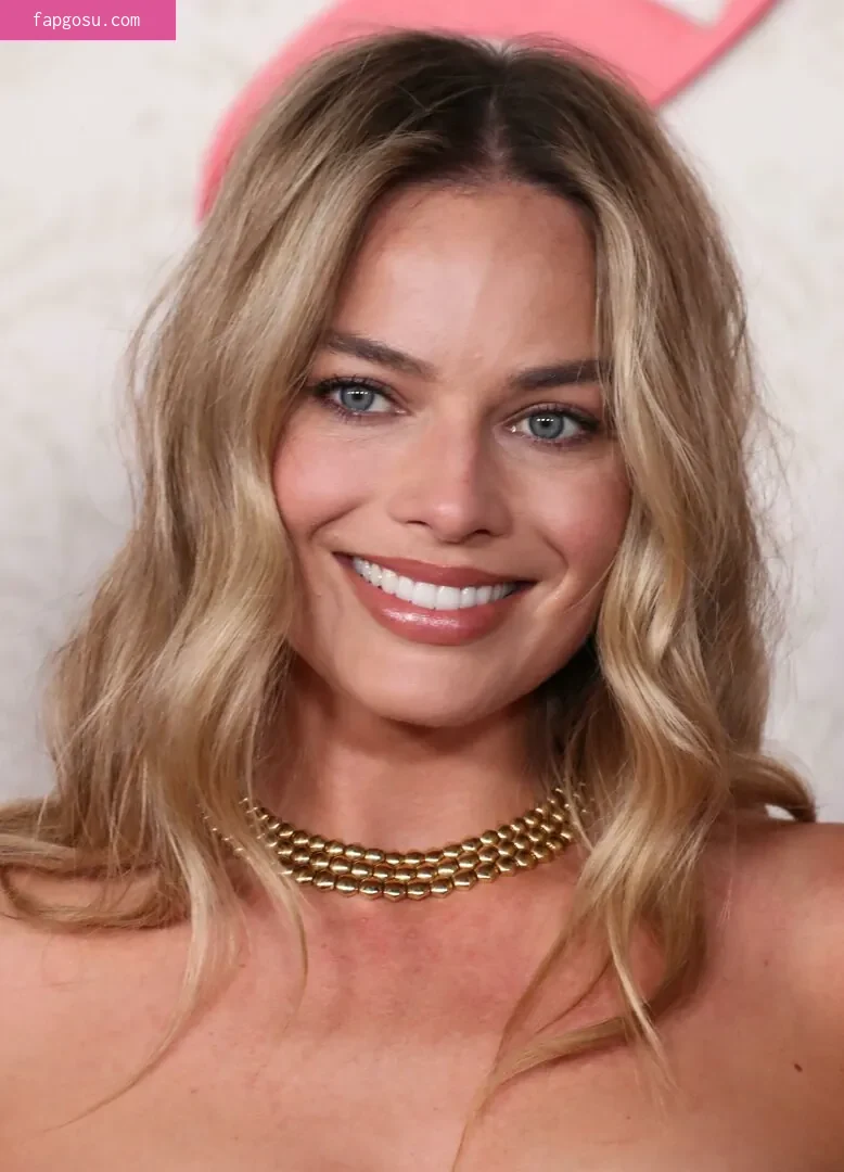 Margot Robbie