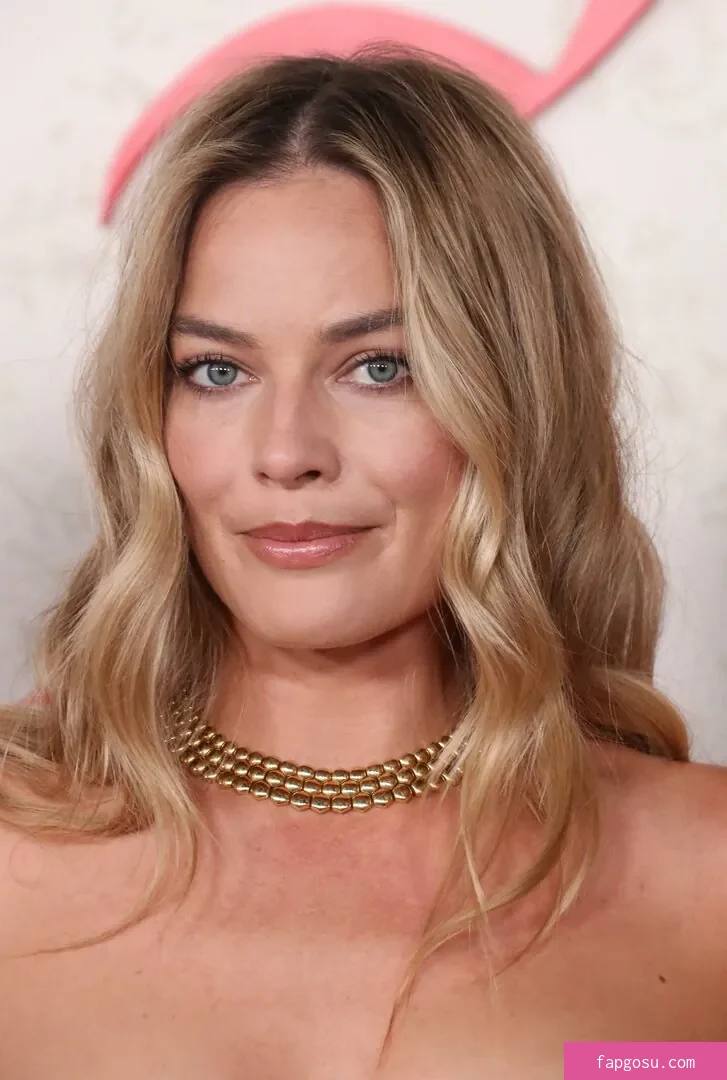 Margot Robbie