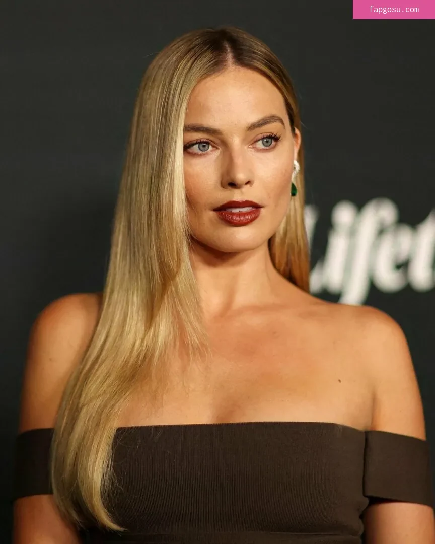 Margot Robbie