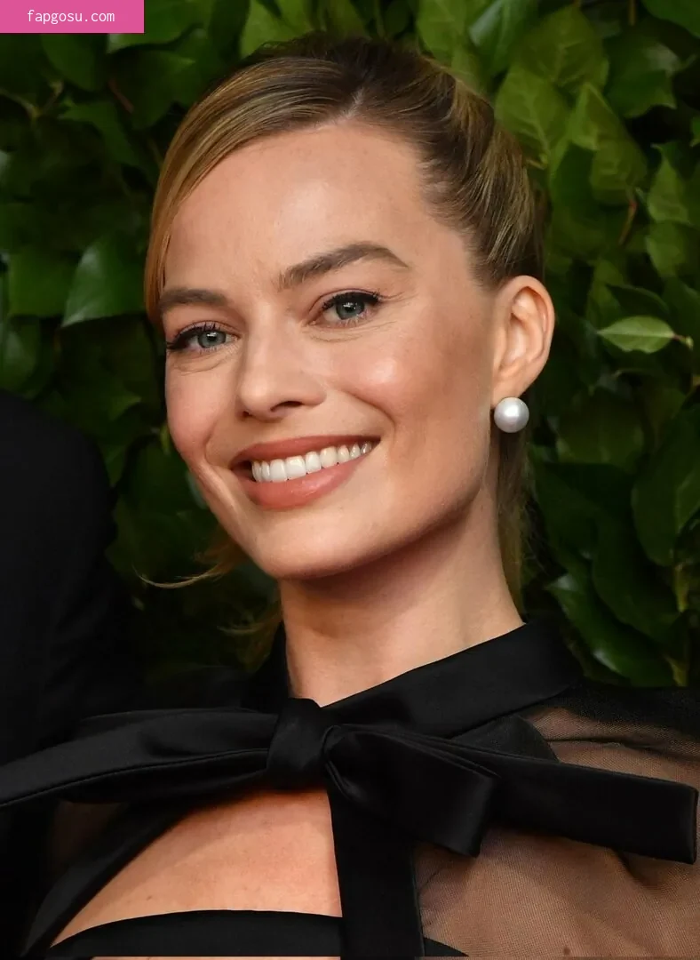 Margot Robbie