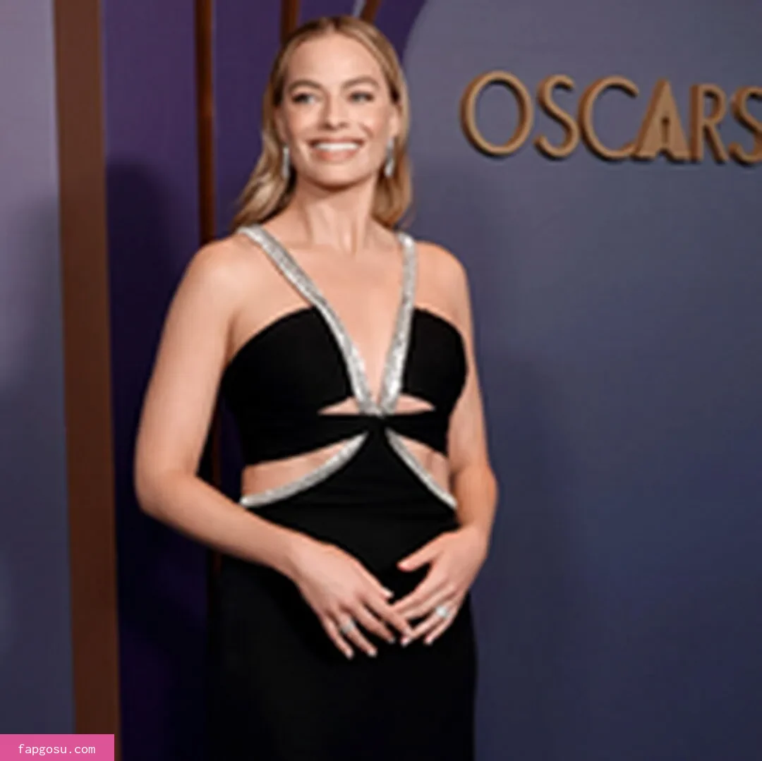Margot Robbie