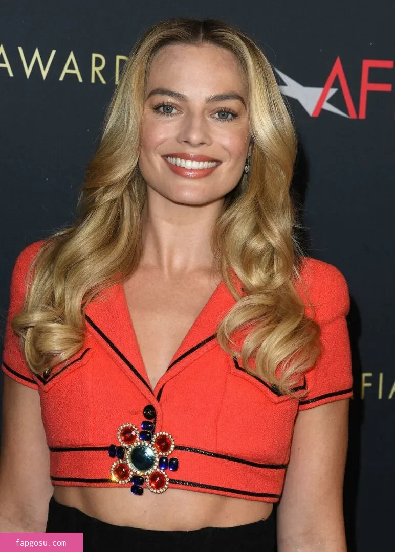 Margot Robbie