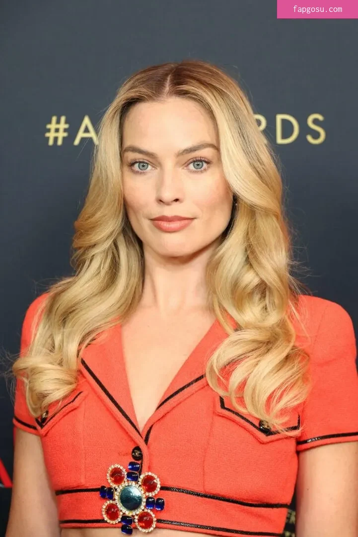 Margot Robbie