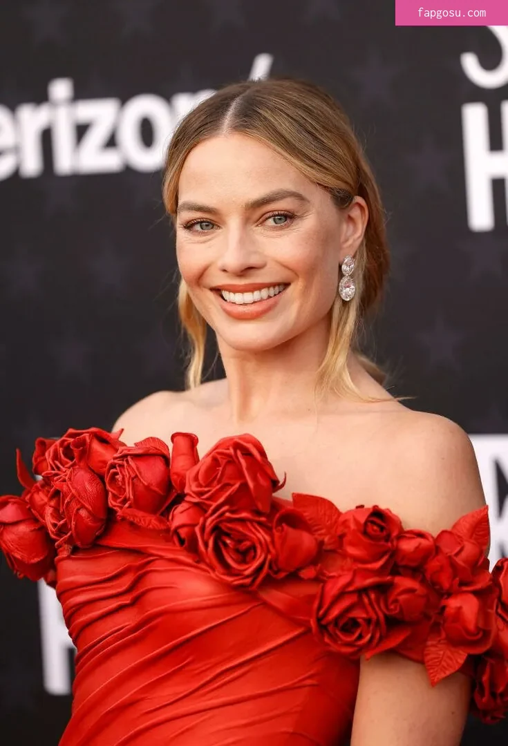 Margot Robbie