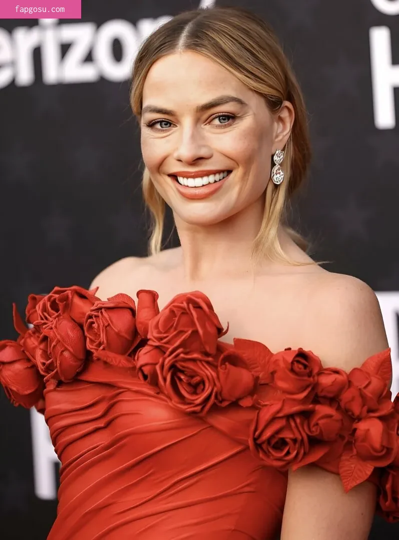 Margot Robbie