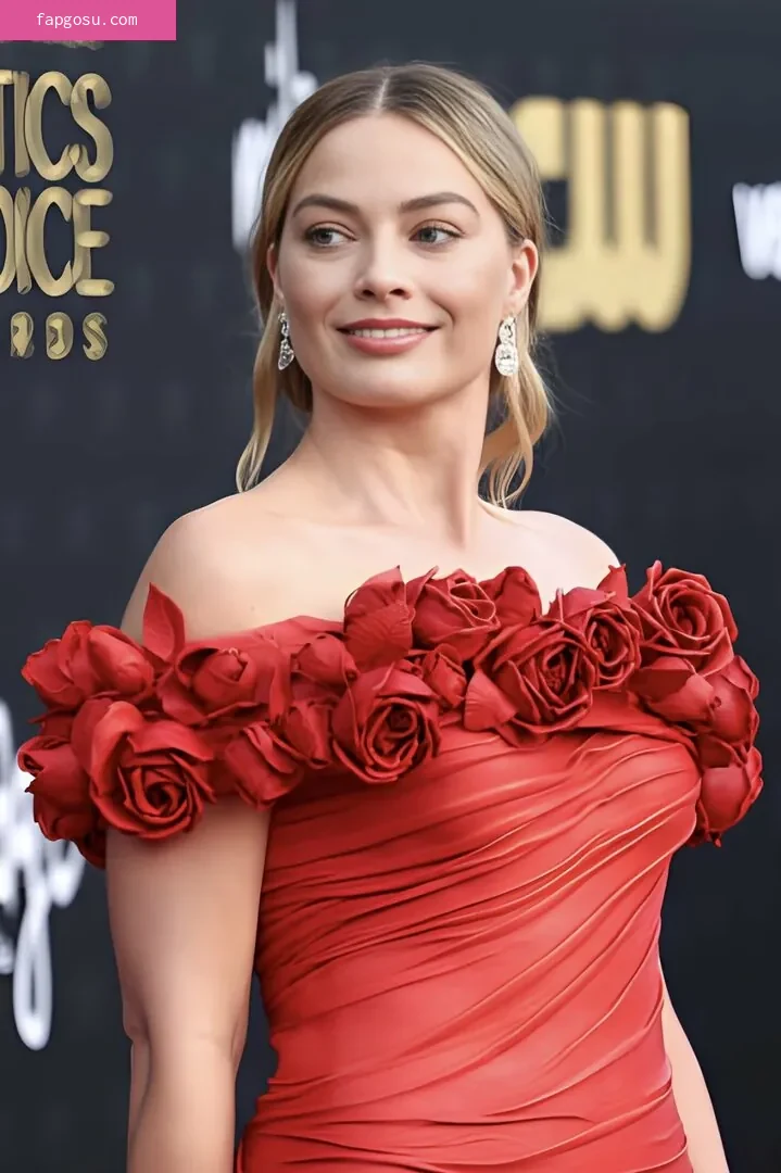 Margot Robbie